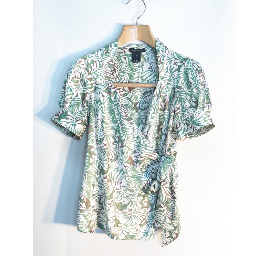 COPY - BCBGMaxAzria Women’s Shirt Size Medium